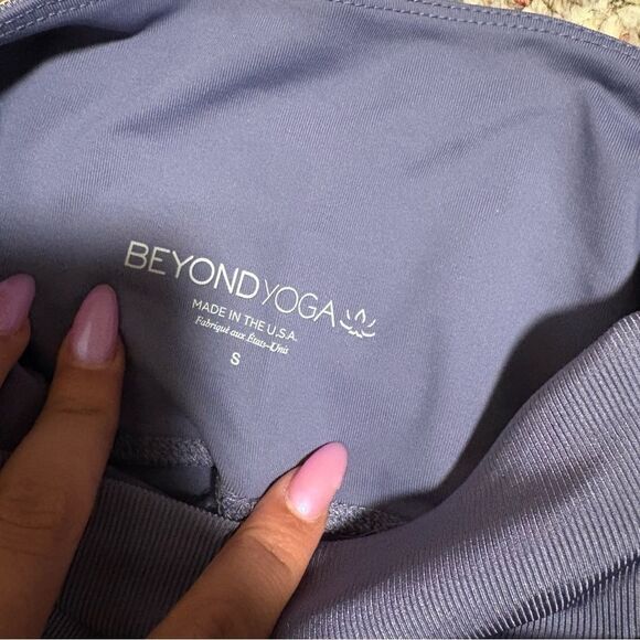 Beyond Yoga Ready or Not Dusty Violet High Waist Biker Shorts- Size Small - Picture 6 of 9
